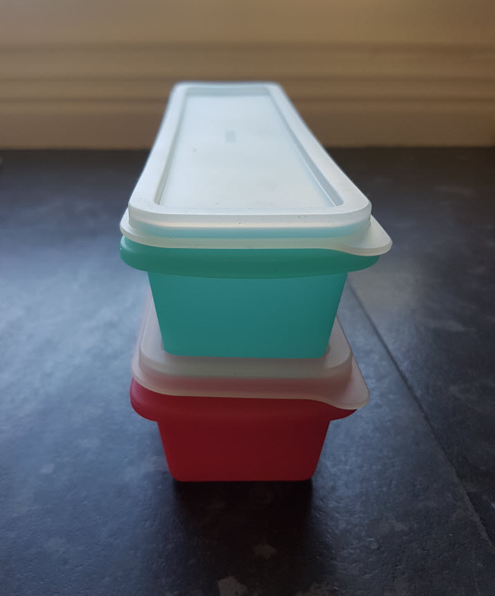 Large ice cube silicone mould tray with lid (stackable), slim design – easy twist & release, premium quality (2 tray pack)